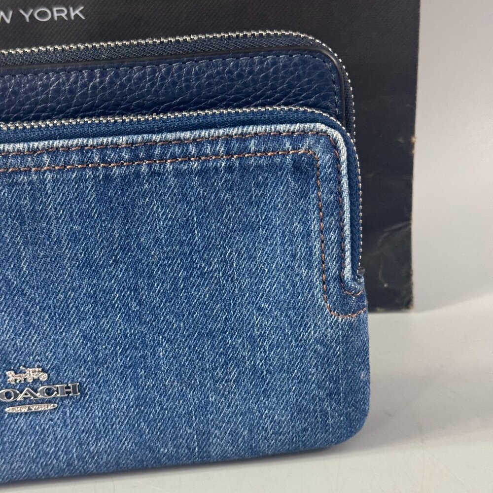 NWOT Coach # M2481 Women's Double Zip Wristlet Wallet in Denim (Blue) - Picture 3 of 15